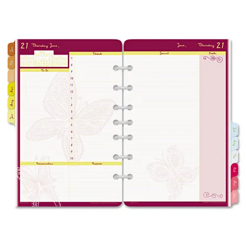 Does this come with a one or two-page monthly calendar for each month as well as the daily pages? I live in Califor